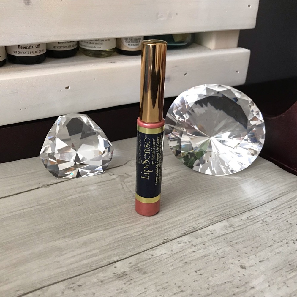 LipSense Luv It